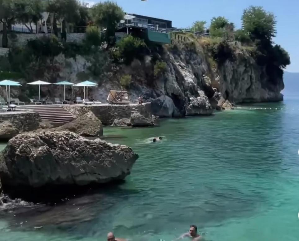 Artemis Beach House Влёра Экстерьер фото