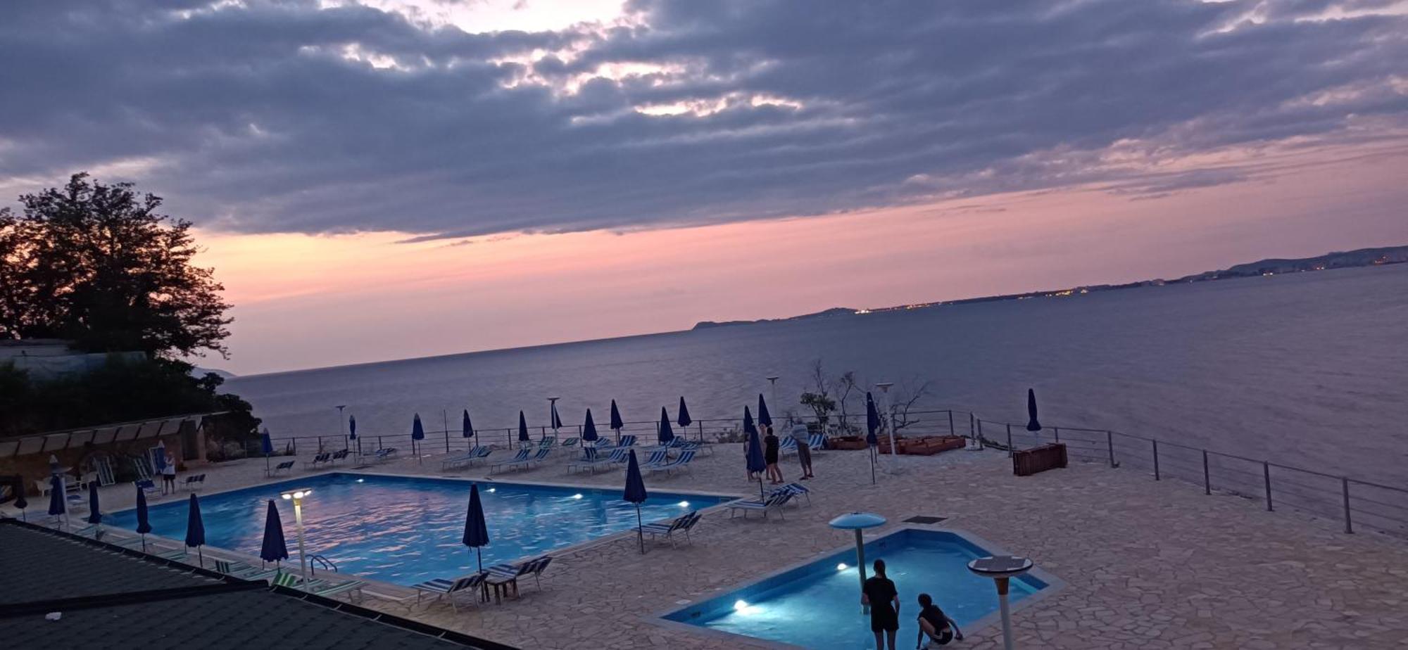 Artemis Beach House Влёра Экстерьер фото