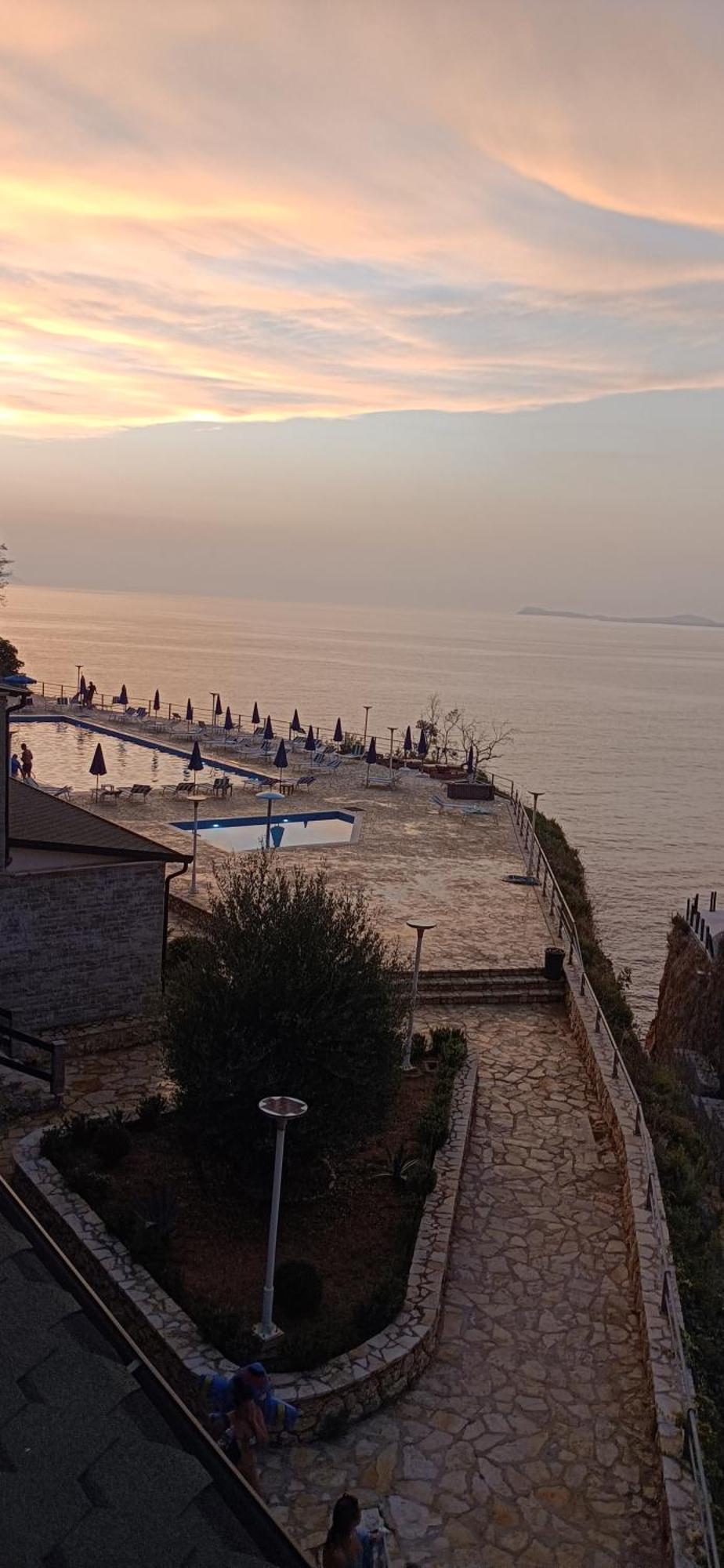 Artemis Beach House Влёра Экстерьер фото