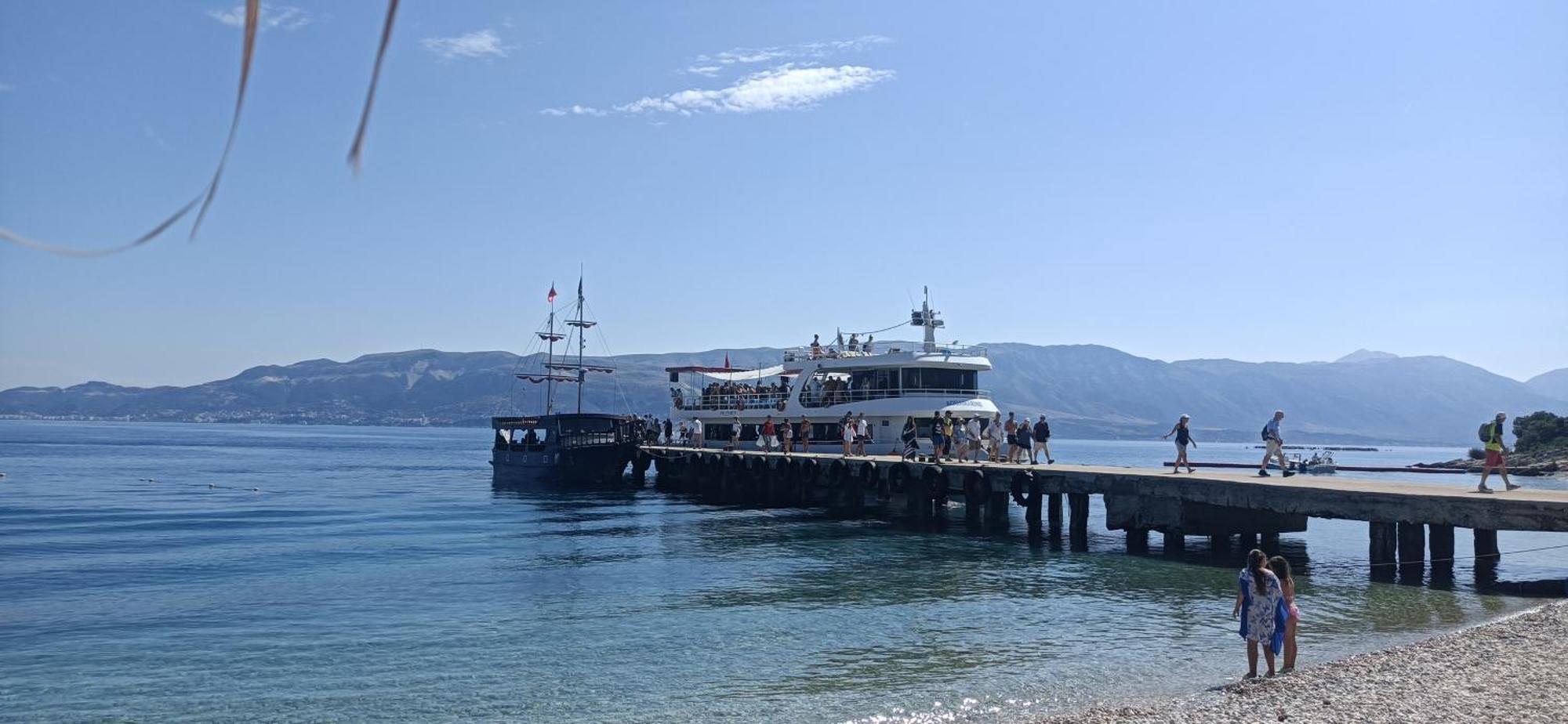Artemis Beach House Влёра Экстерьер фото