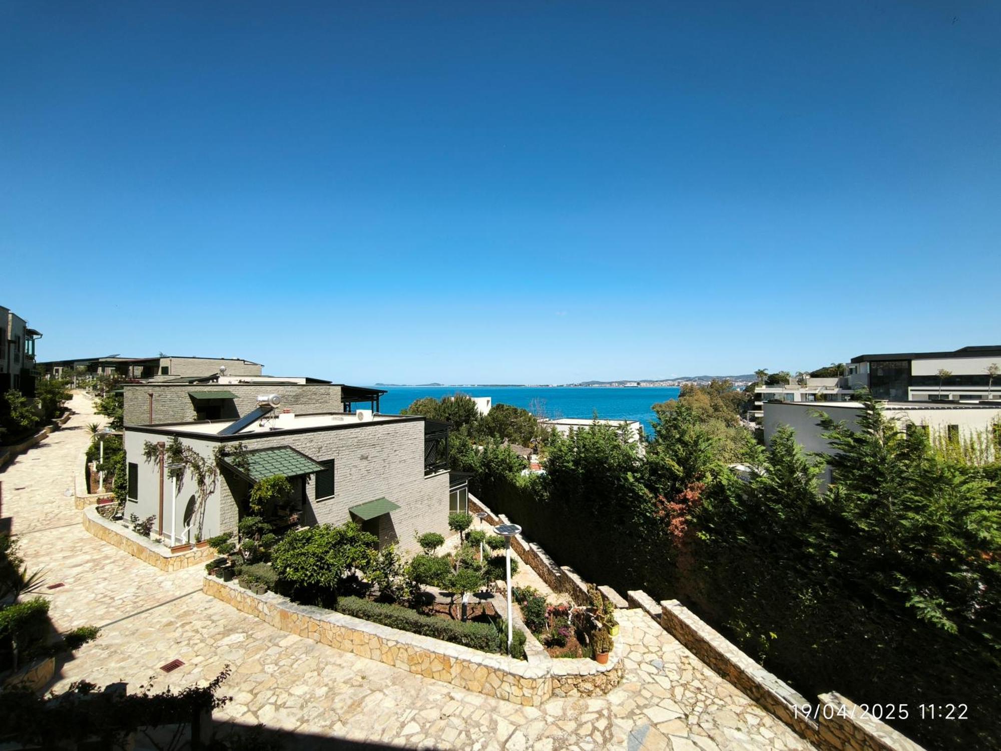 Artemis Beach House Влёра Экстерьер фото