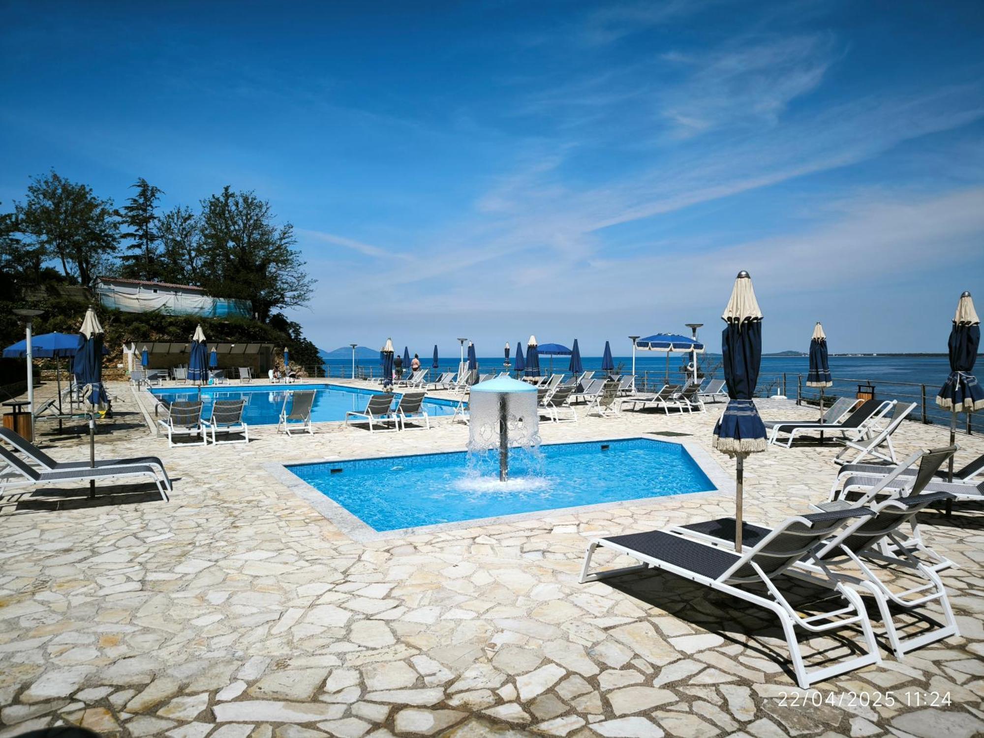 Artemis Beach House Влёра Экстерьер фото